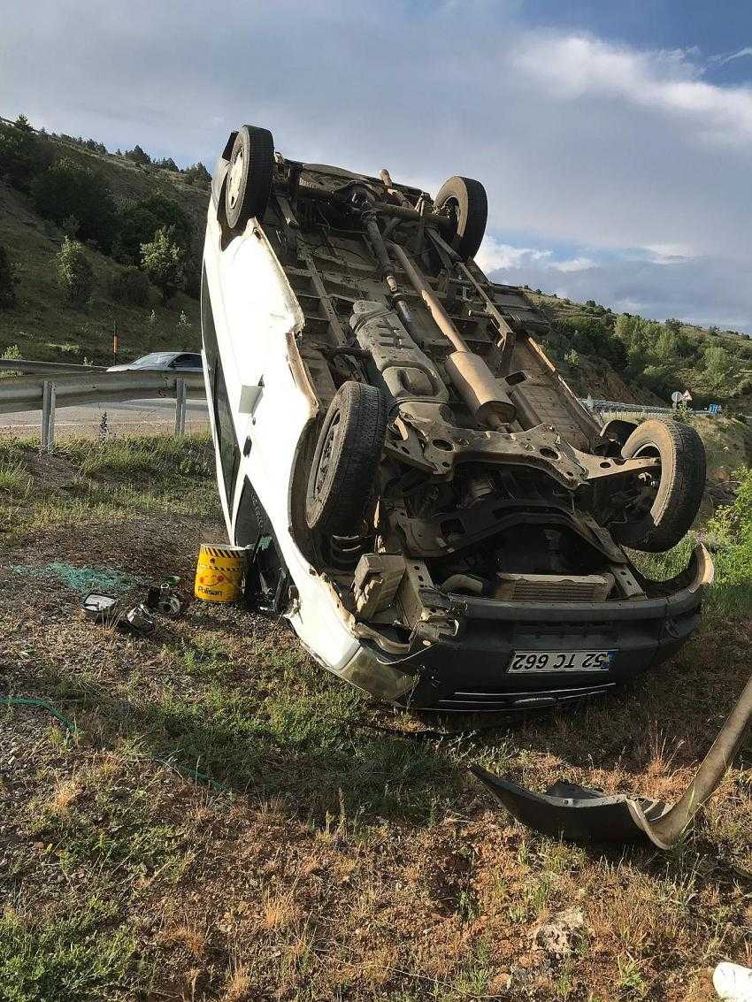 Pek&uuml;n Dağı'nda Trafik Kazası: 1 Yaralı