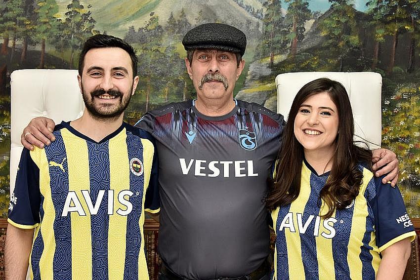 Trabzonspor - Fenerbah&ccedil;e rekabeti yeşil sahaları aştı, nikah masasına taşındı