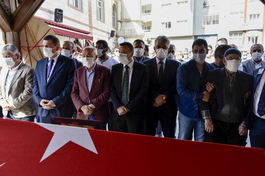 Mustafa Canlı son yolculuğuna uğurlandı