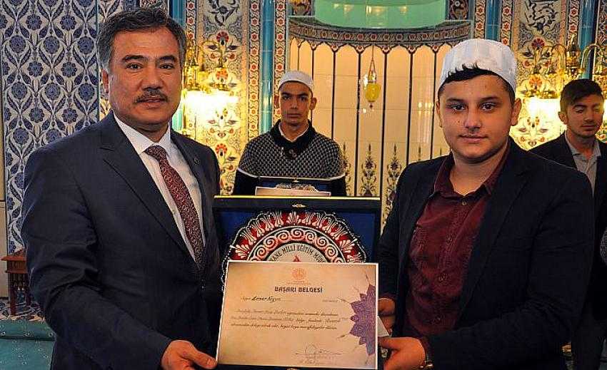 Gen&ccedil; Bilaller ezan okuma yarışması yapıldı