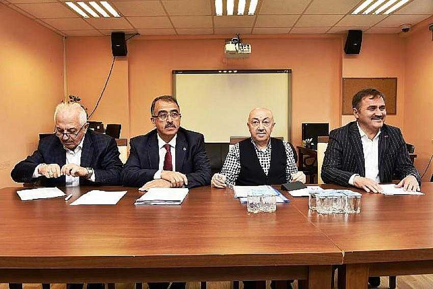 G&Uuml;M&Uuml;Ş SAHİPSİZ KALDI