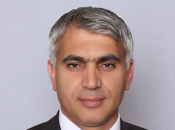 YURT DIŞINA GİDİN!